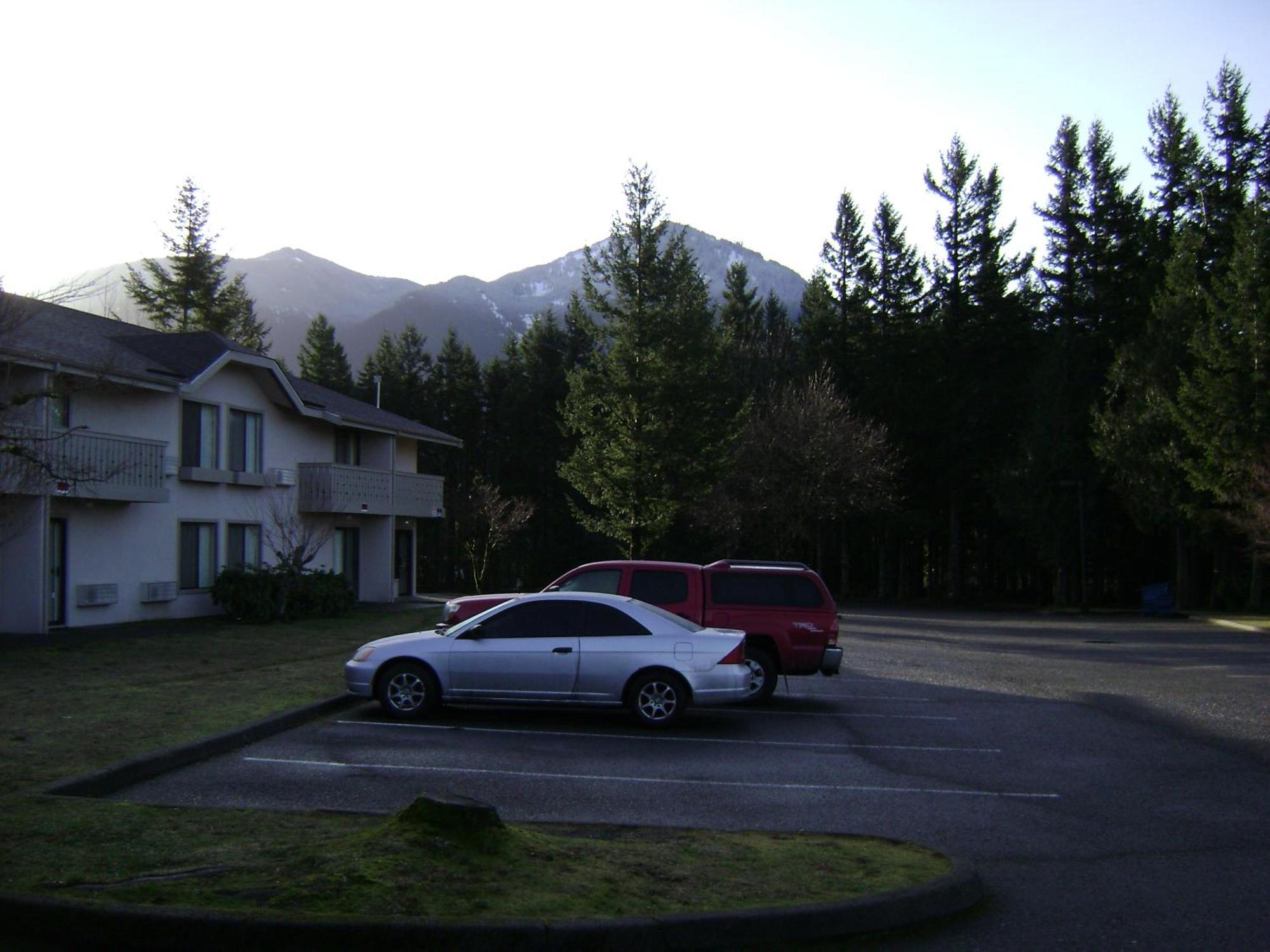 Edgewick Inn North Bend Exterior foto